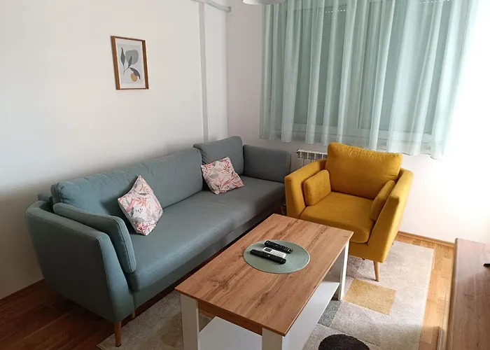 Apartment Eight - Pirot